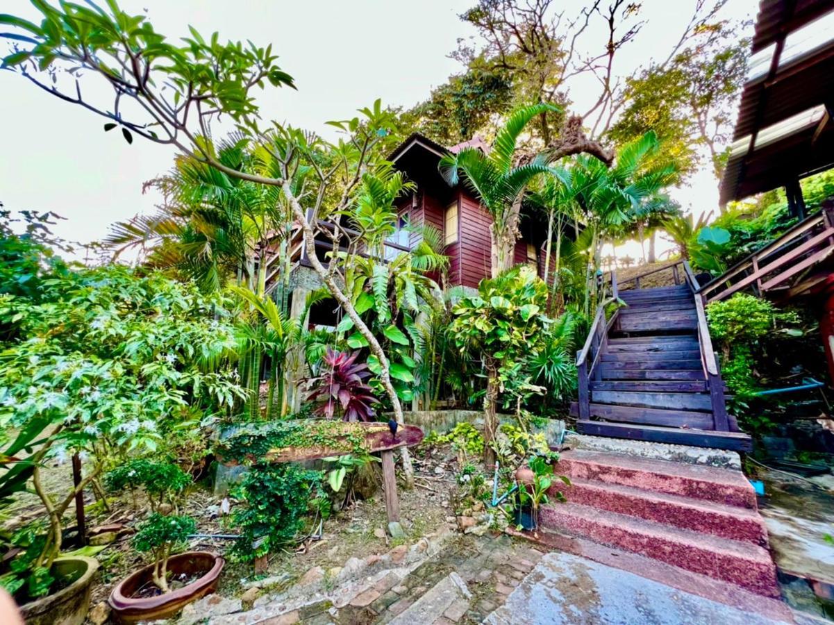 バーン ラーンタ リゾート&スパ Ko Lanta エクステリア 写真